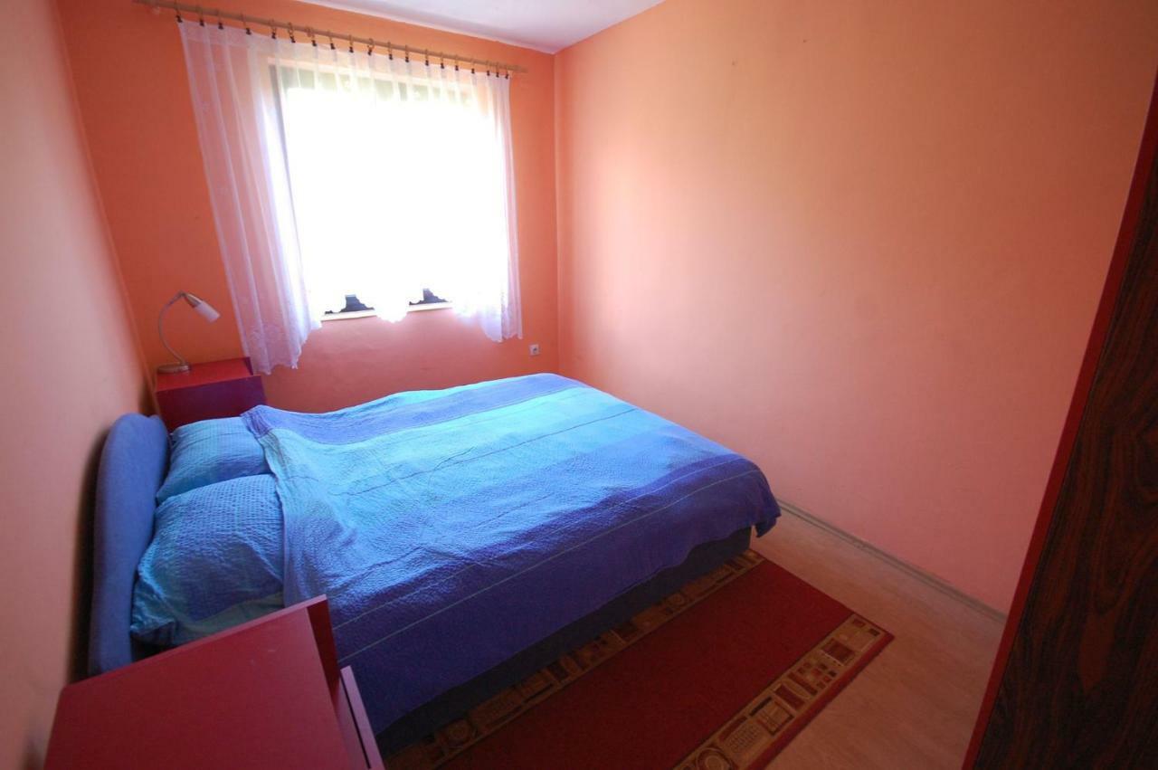 Apartments Juric By El-Pi Tours Njivice Ngoại thất bức ảnh
